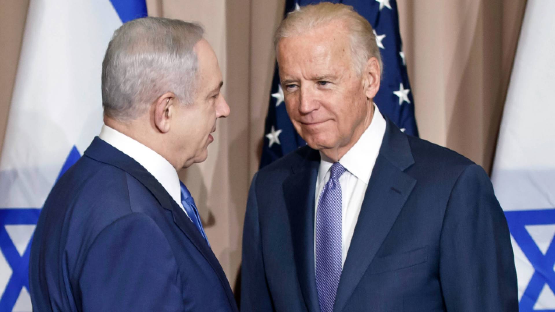 الرئيس الأمريكي جو بايدن ورئيس حكومة الاحتلال بنيامين نتنياهو
