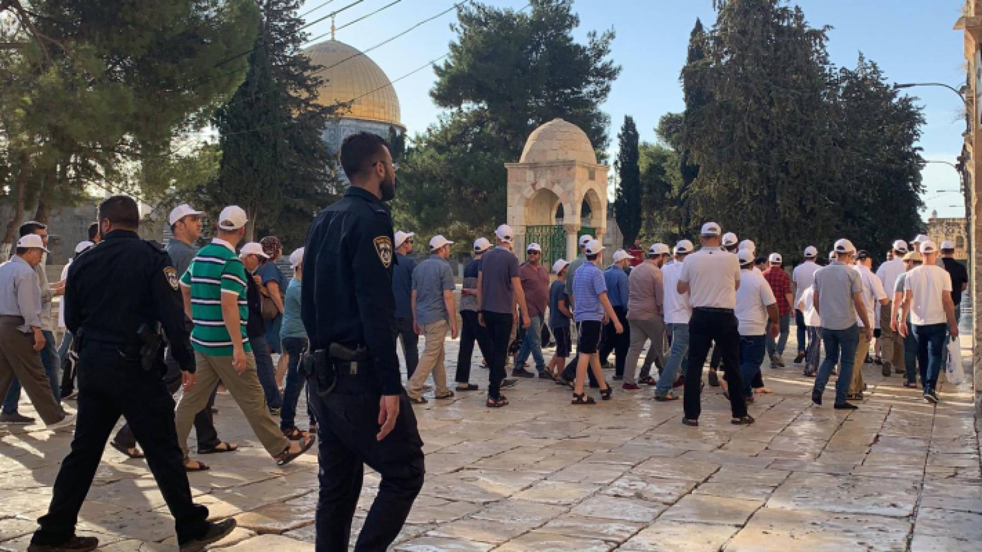 اقتحام عشرات المستوطنين للمسجد الأقصى بحماية شرطة الاحتلال "أرشيفية"