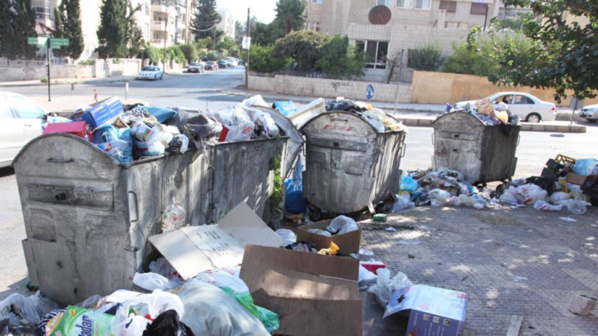 حاويات قمامة - أرشيفية