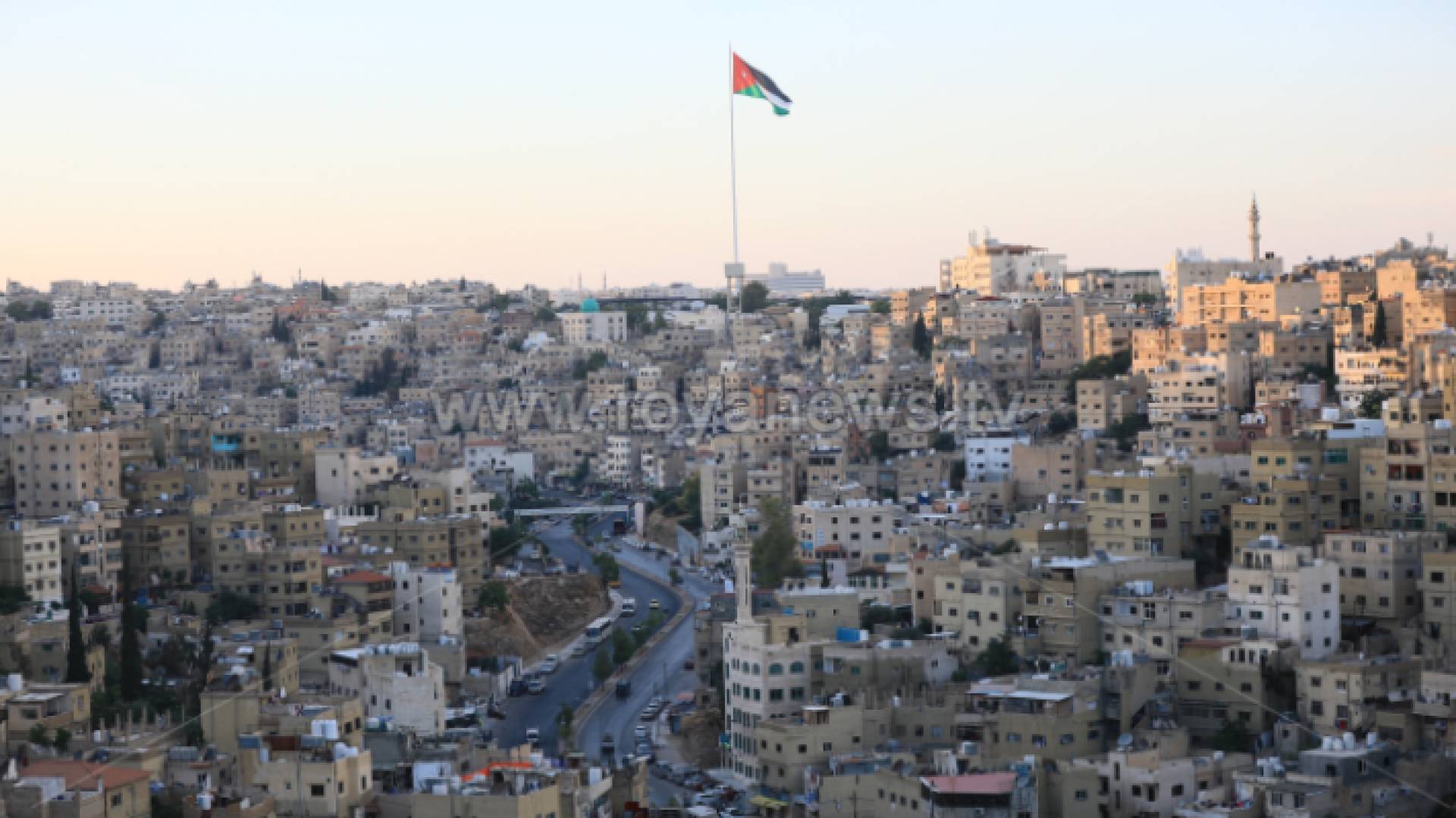 تجمعات سكنية وسط العاصمة عمان