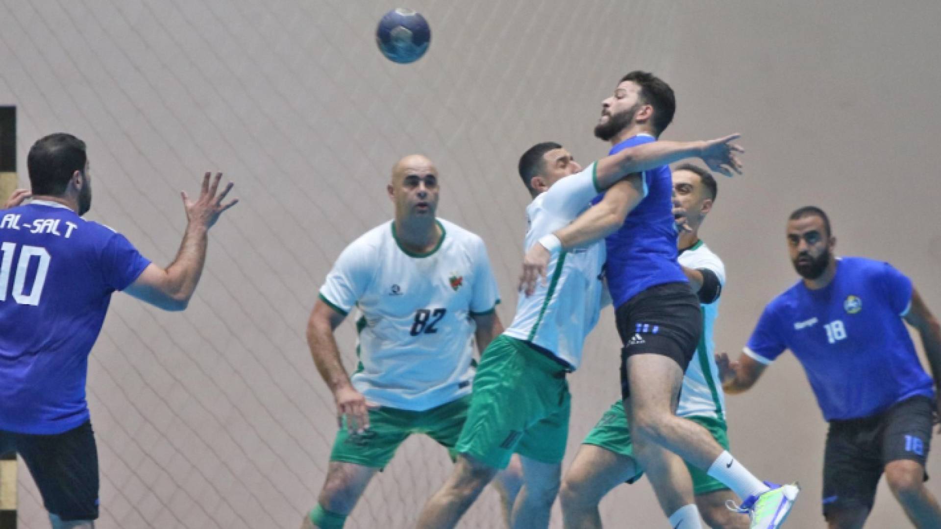 من مواجهة سابقة بين الفريقين