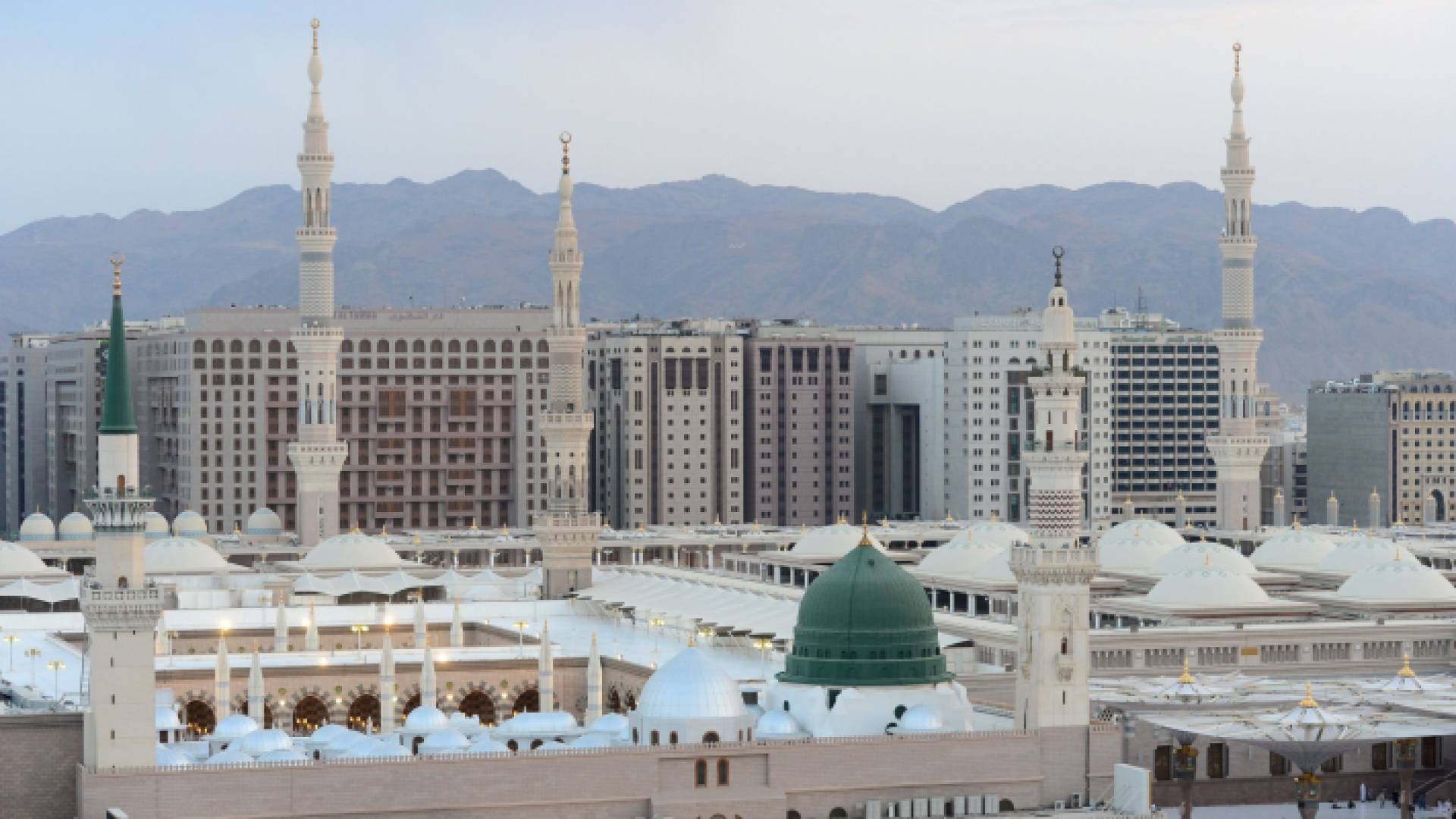 المسجد النبوي في المدينة المنورة