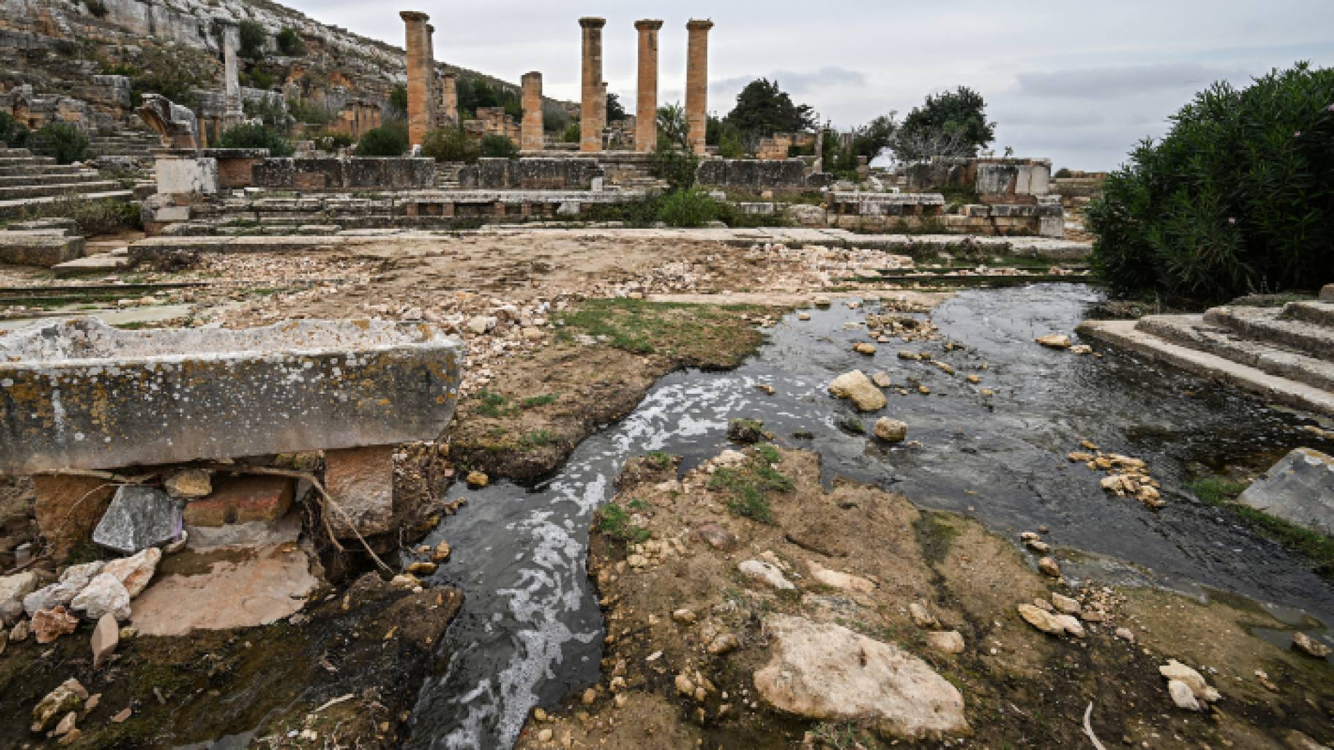آثار الدمار الذي خلفه إعصار دانيال في درنة الليبية
