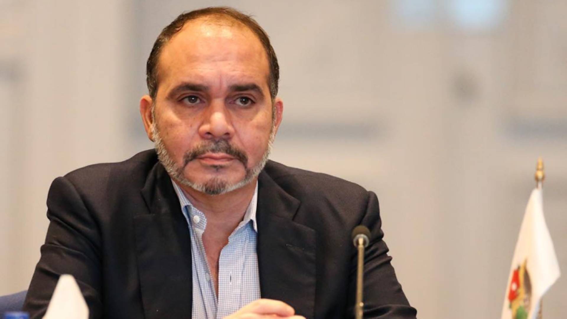 من الاجتماع