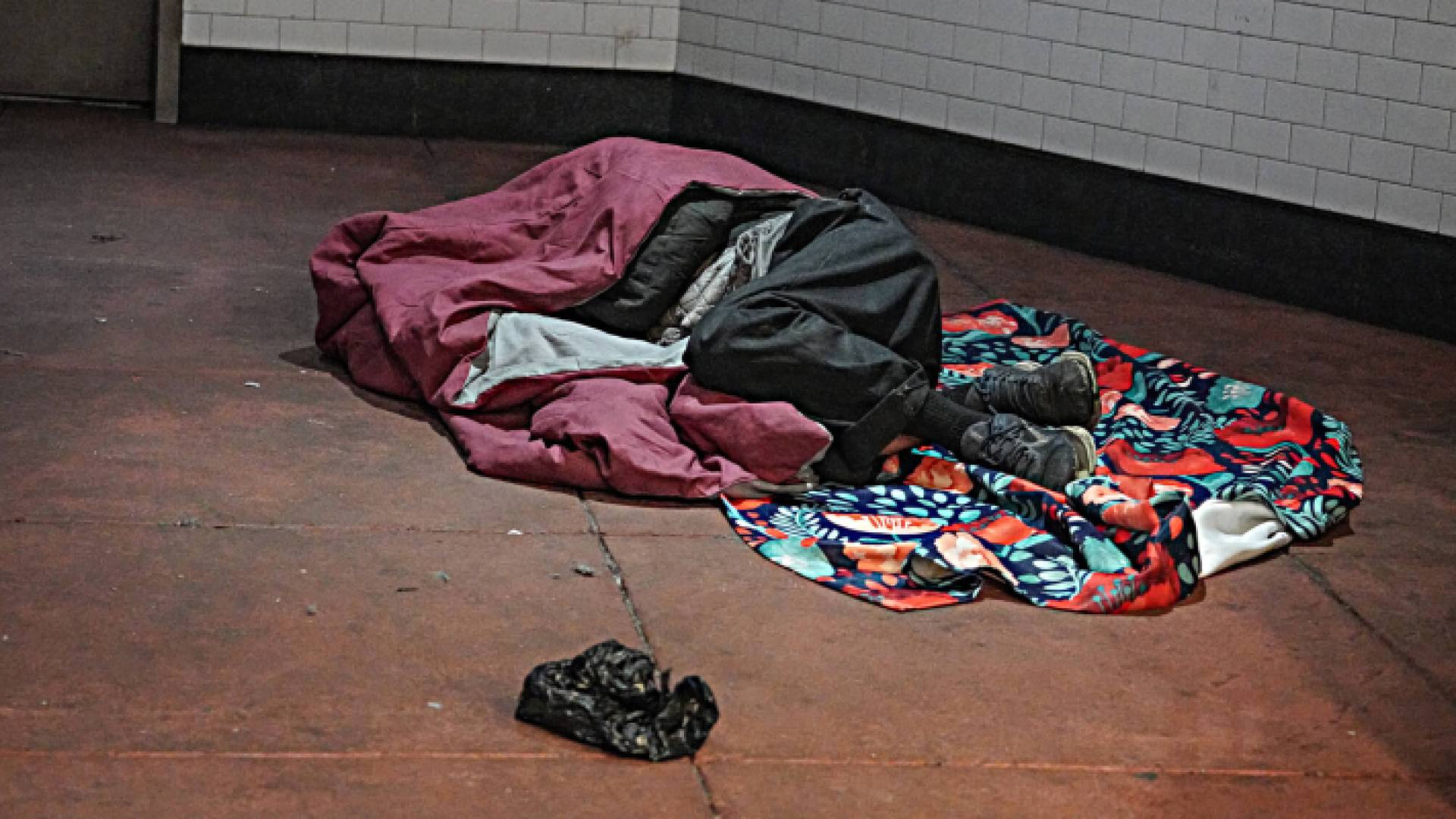 رجل هائم على وجهه "تعبيرية"