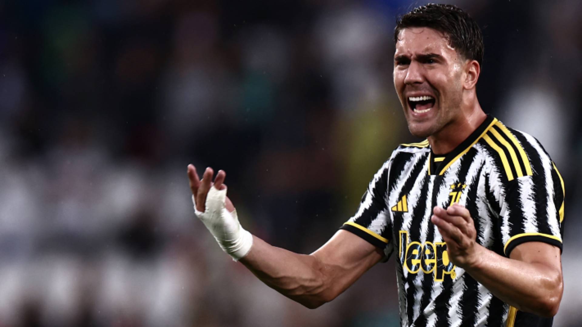 لاعب يوفنتوس دوشان فلاهوفيتش