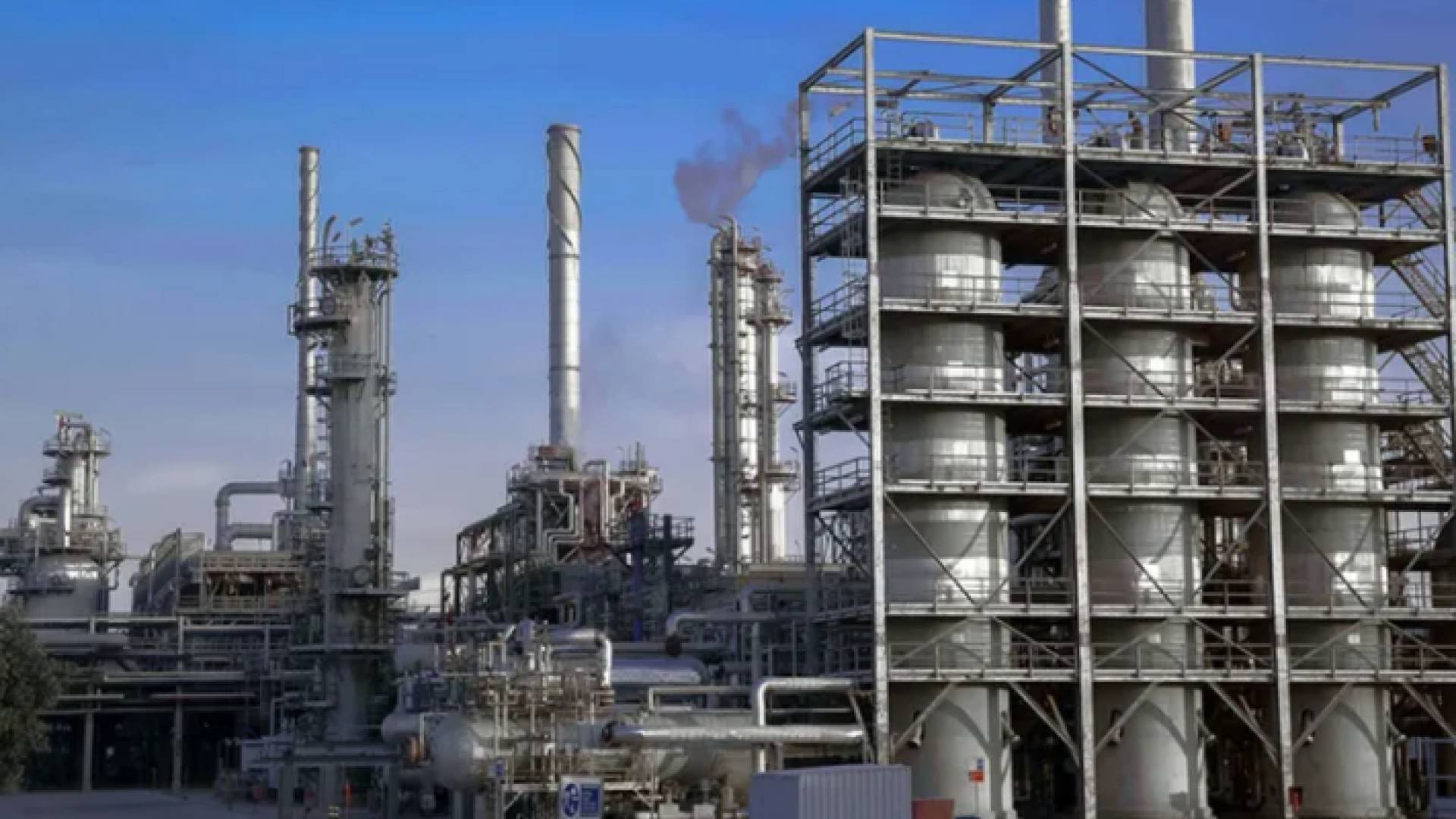 صورة أرشيفية لمصفاة ميناء الأحمدي