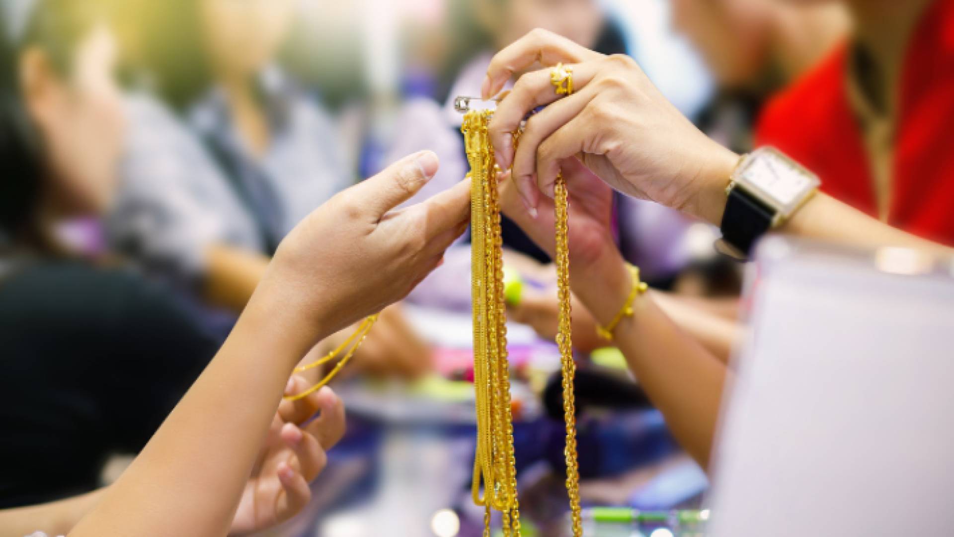 بيع ذهب - أرشيفية