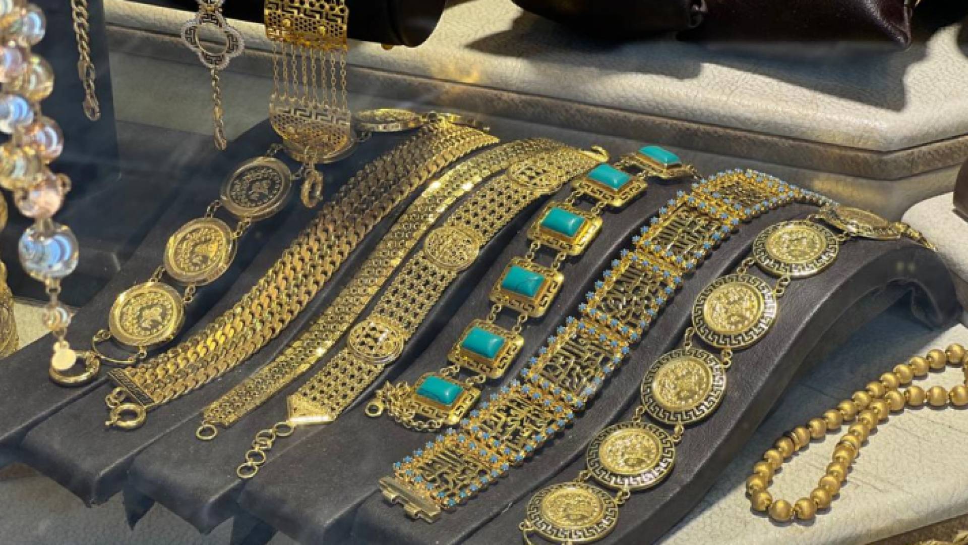 الذهب في السوق المحلية