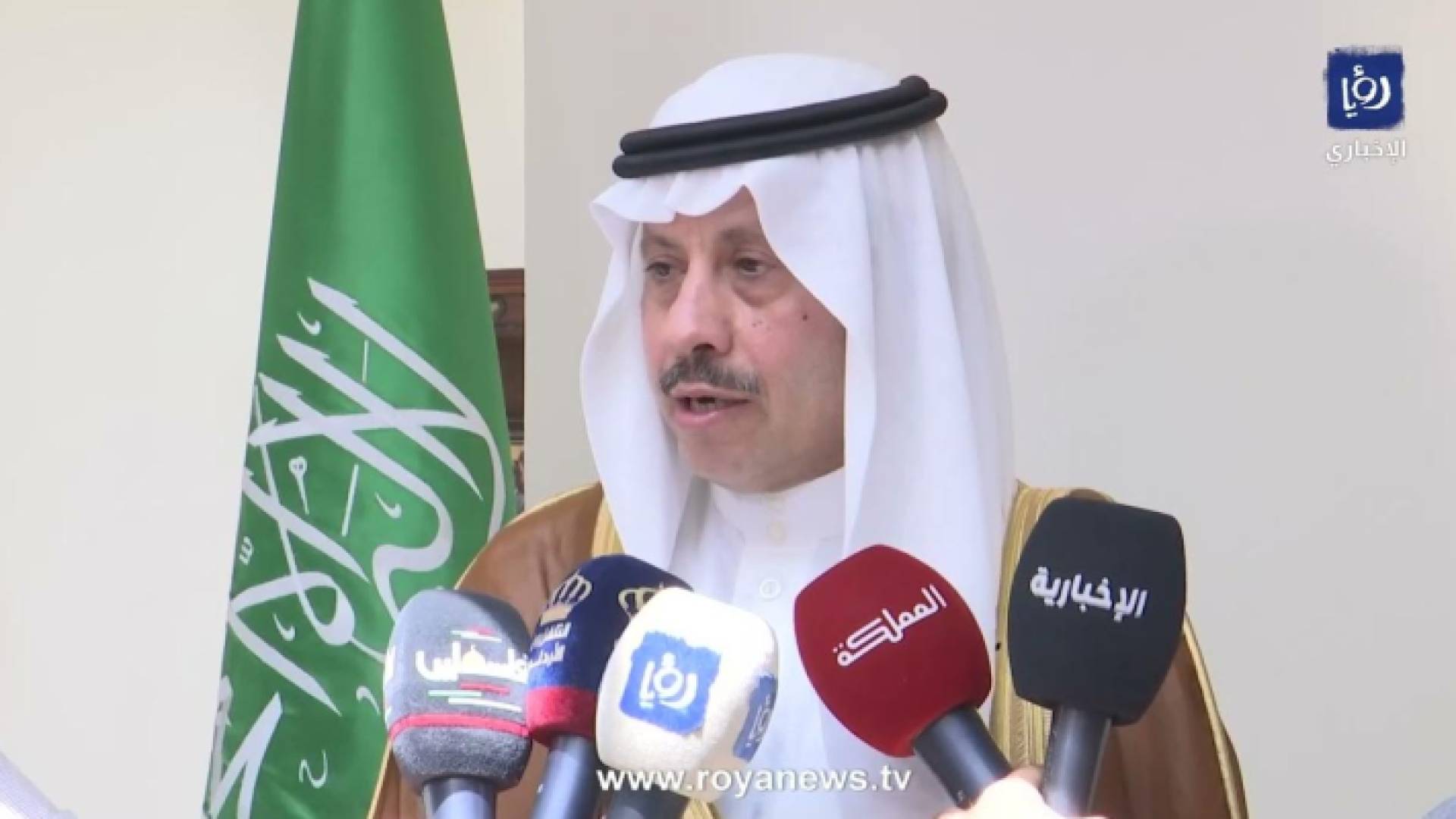 السفير السعودي نايف السديري