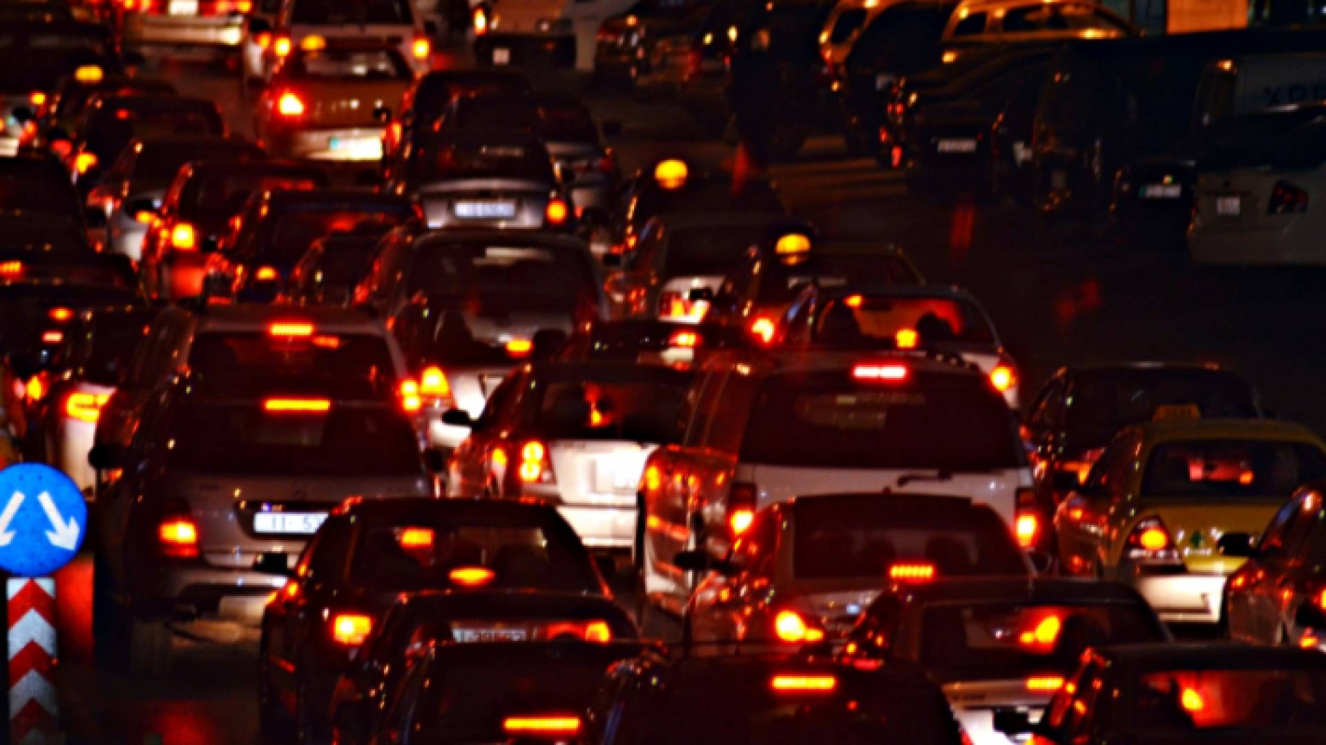 أزمة سير خانقة على طريق المطار "أرشيفية"