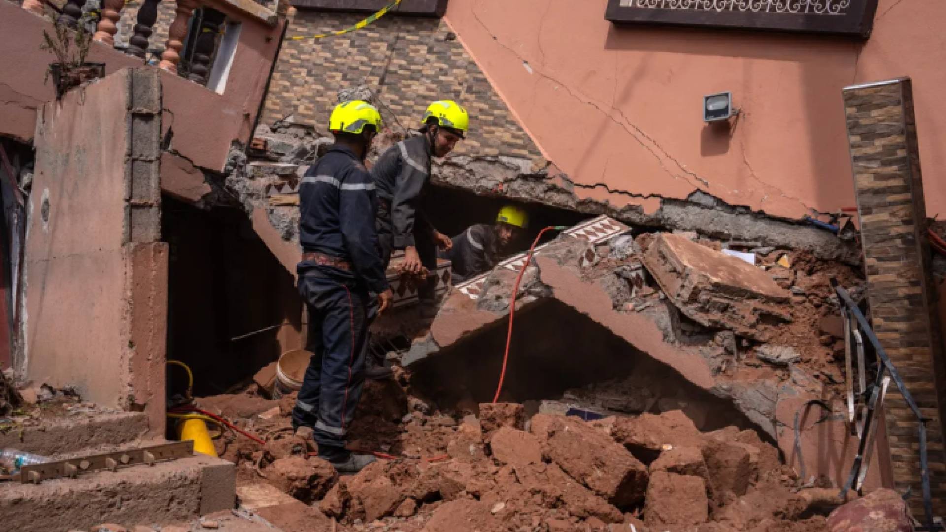 آثار زلزال المغرب