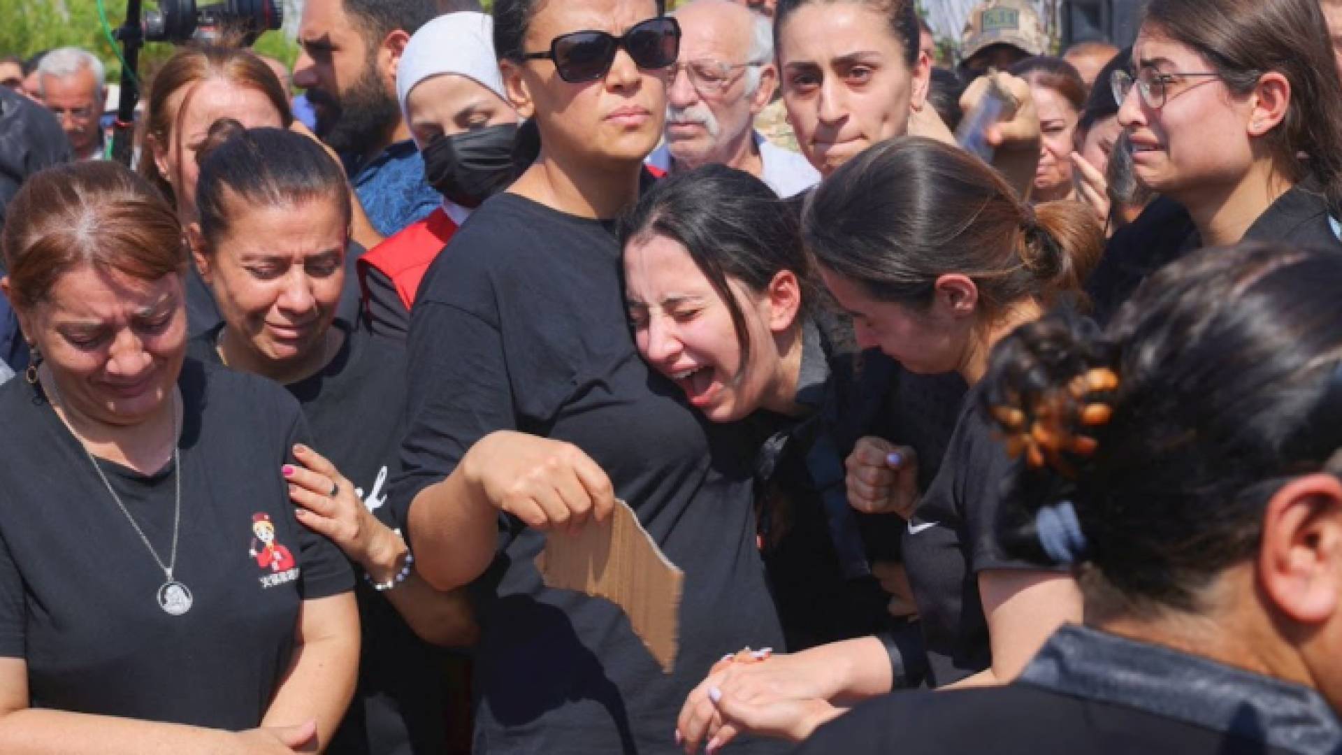 أقارب ضحايا حريق زفاف الحمدانية