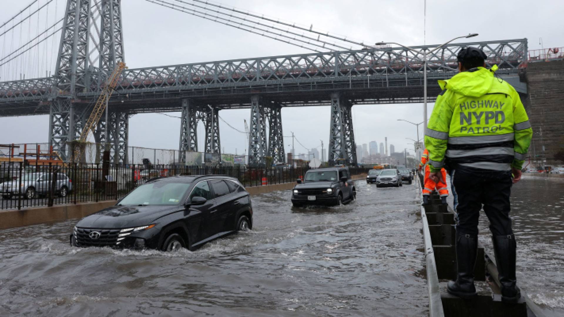تعطل حركة السير جراء أمطار نيويورك الغزيرة