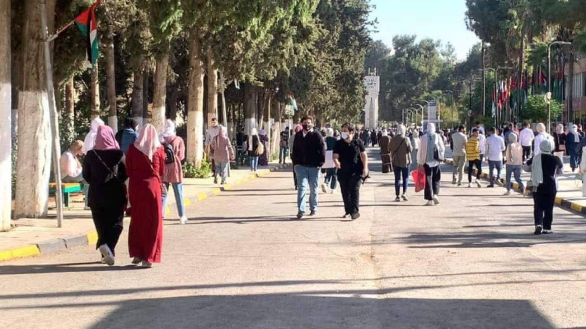 طلبة جامعيون