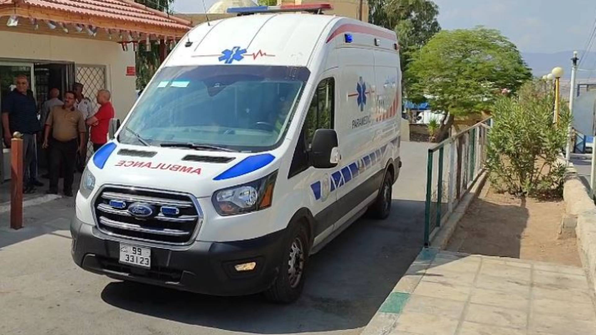 سيارة إسعاف تابعة لمستشفى أبي عبيدة في لواء الأغوار الشمالية