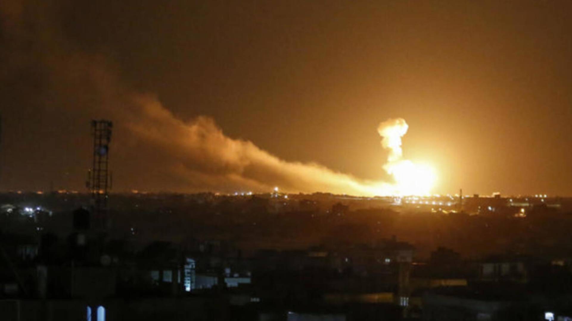 الصورة أرشيفية لهجوم نفذه الاحتلال على دمشق