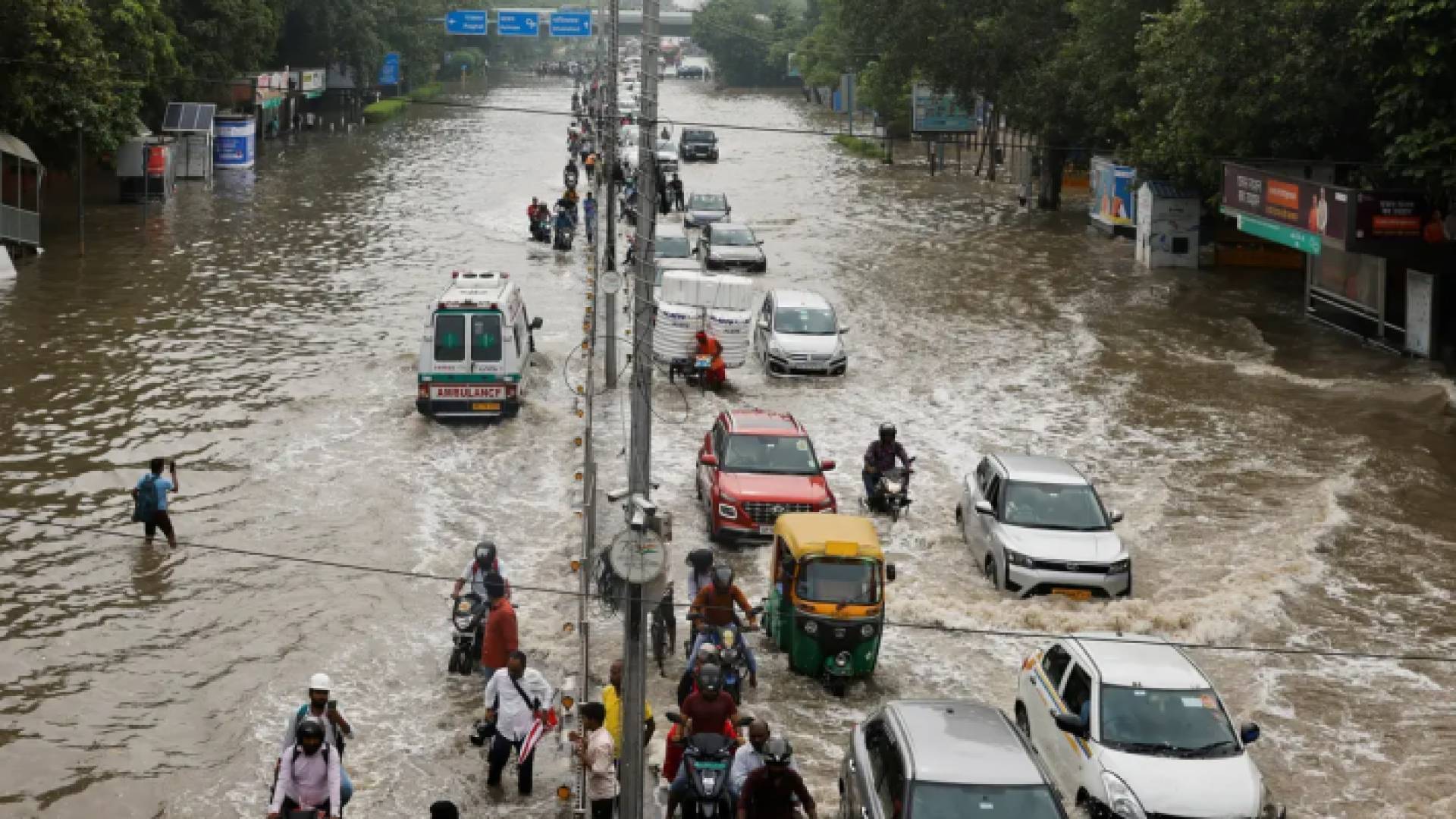 فيضانات مفاجئة في الهند