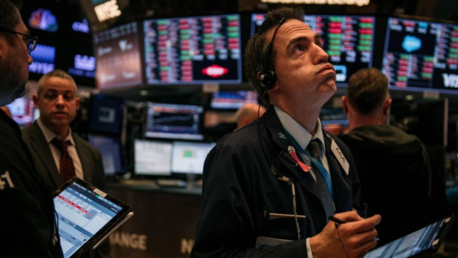 مراقبة أسعار الاسهم الأمريكية