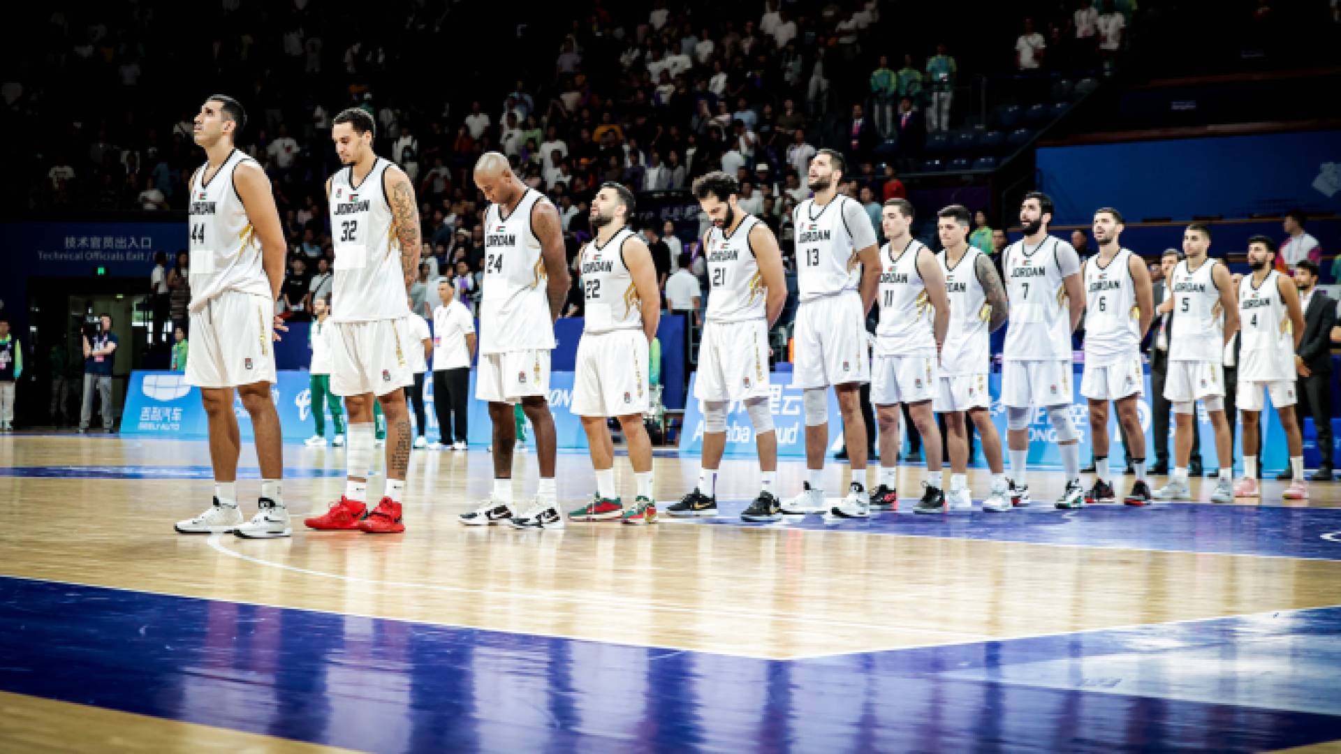 صورة سابقة للمنتخب الوطني لكرة السلة