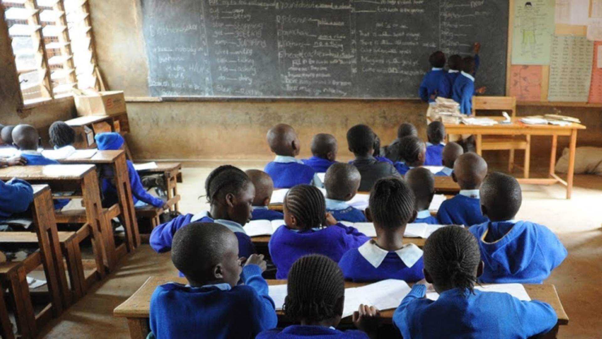 صف مدرسي في كينيا