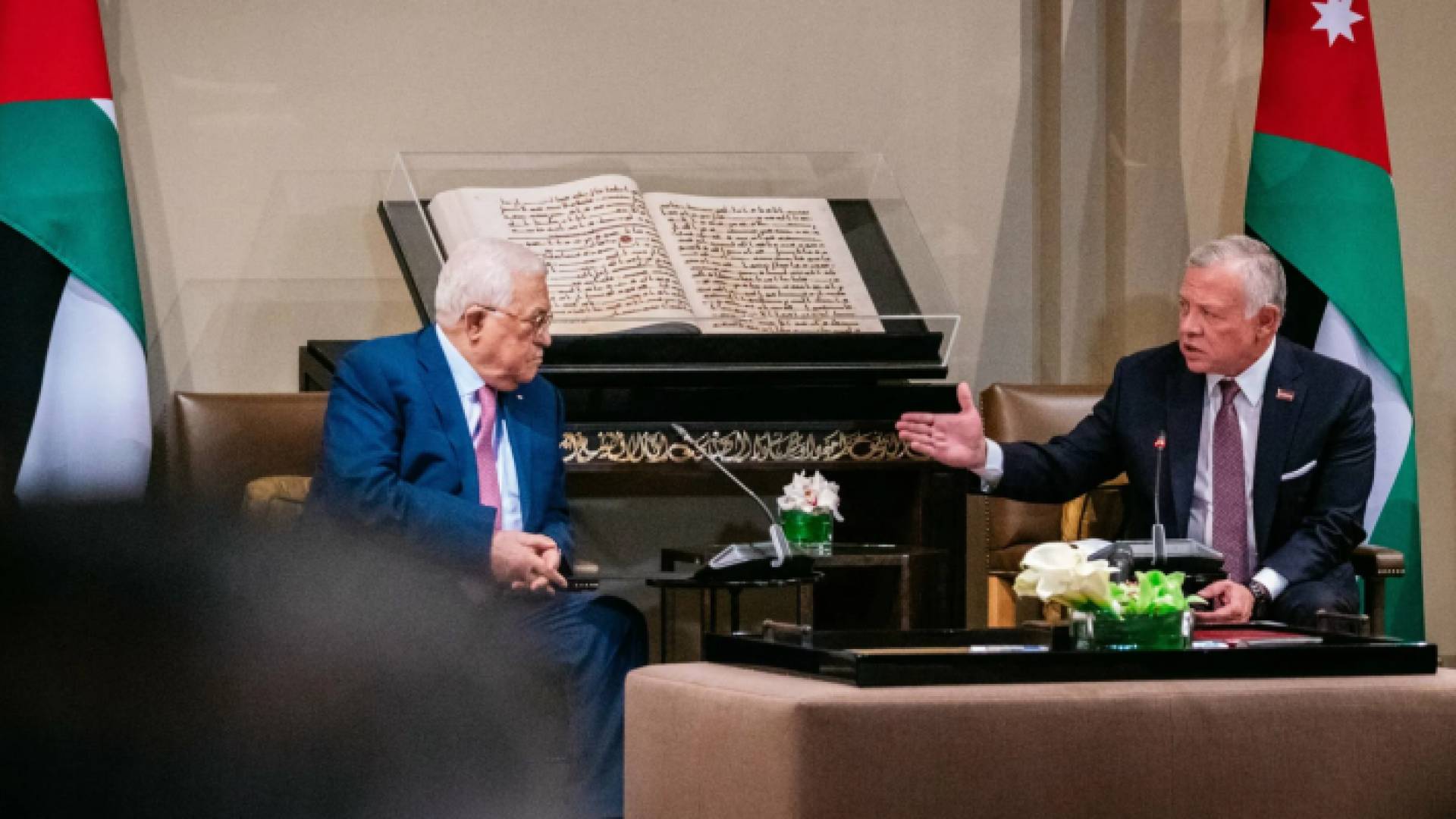 جلالة الملك والرئيس الفلسطيني محمود عباس