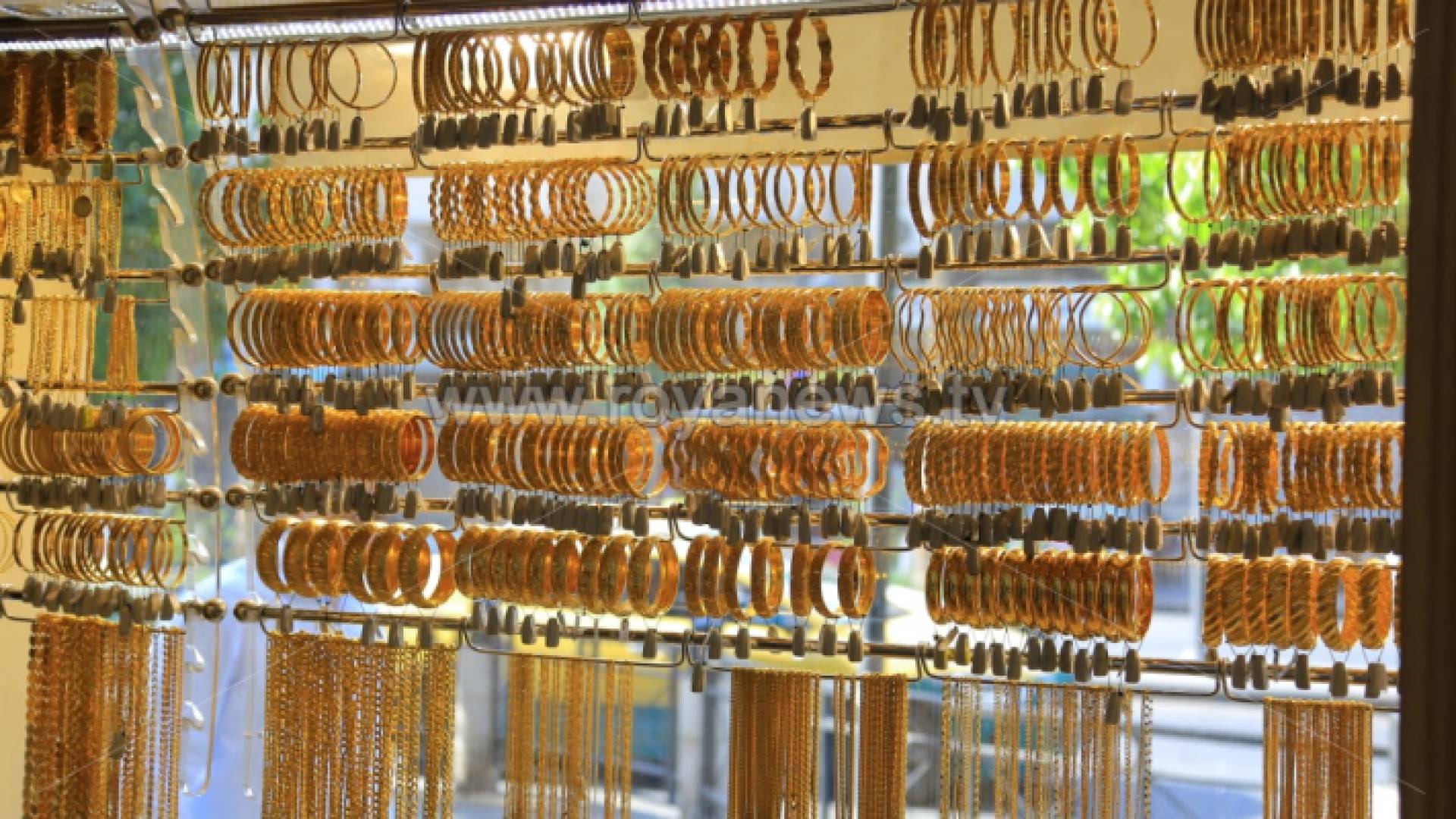 الذهب في السوق المحلية