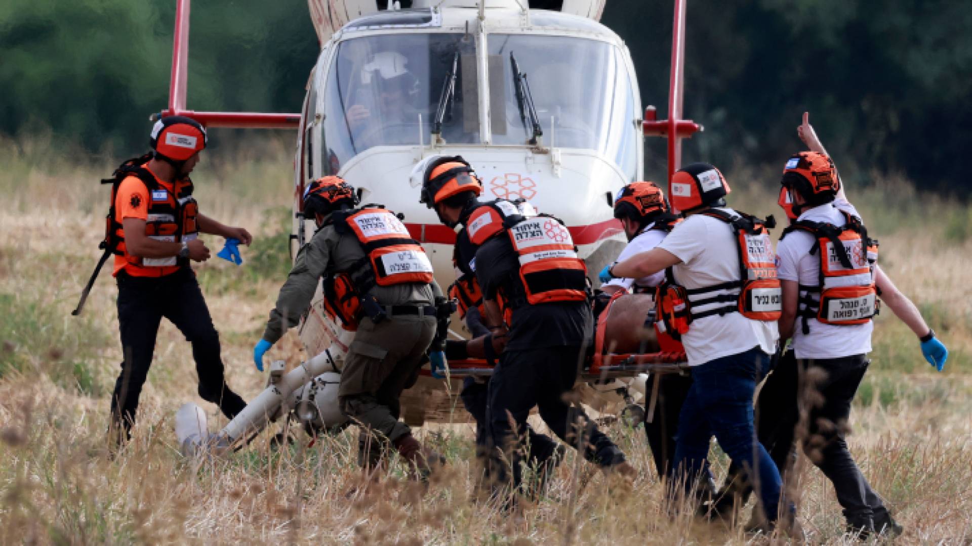 كوادر صحية في الداخل المحتل