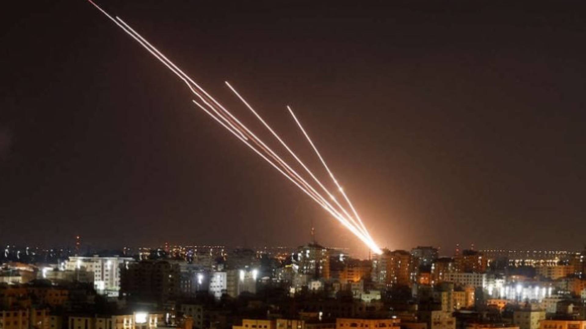 رشقات صاروخية