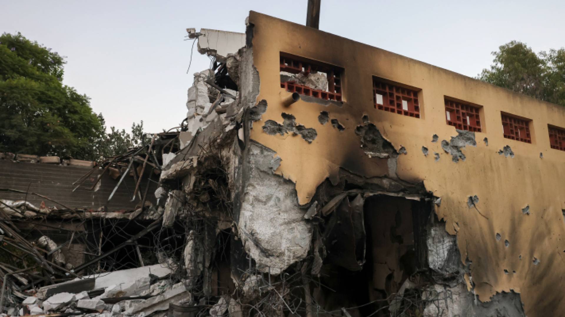 منزل في قطاع فزة تعرض لقصف الاحتلال الإسرائيلي