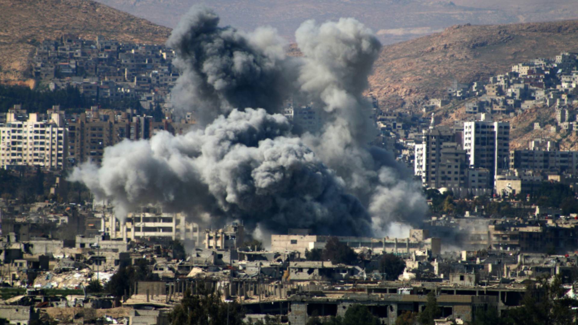 صورة أرشيفية لاستهداف مطار دمشق من قبل قوات الاحتلال