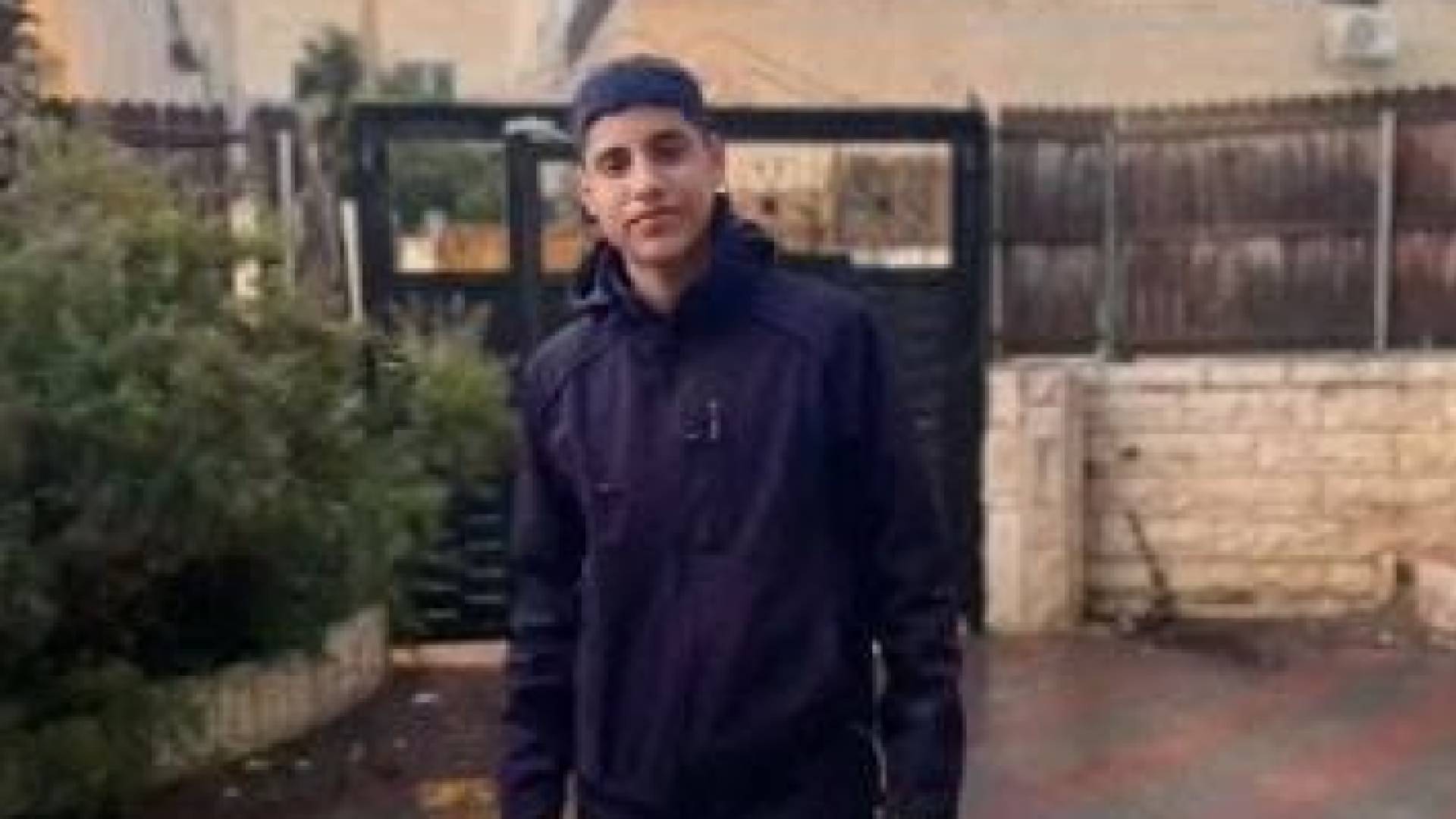 الشهيد الفتى ليث أبو مرة 15 عاما