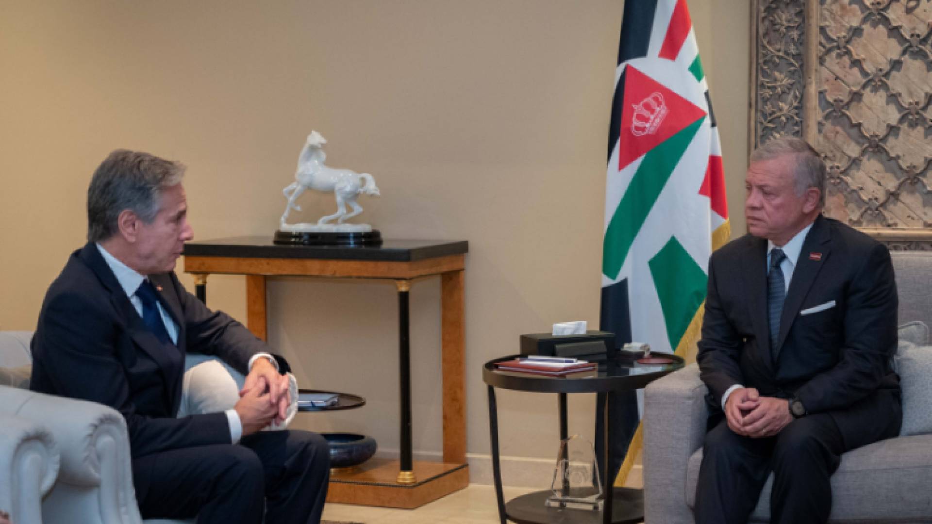 جلالة الملك ووزير الخارجية الأمريكي