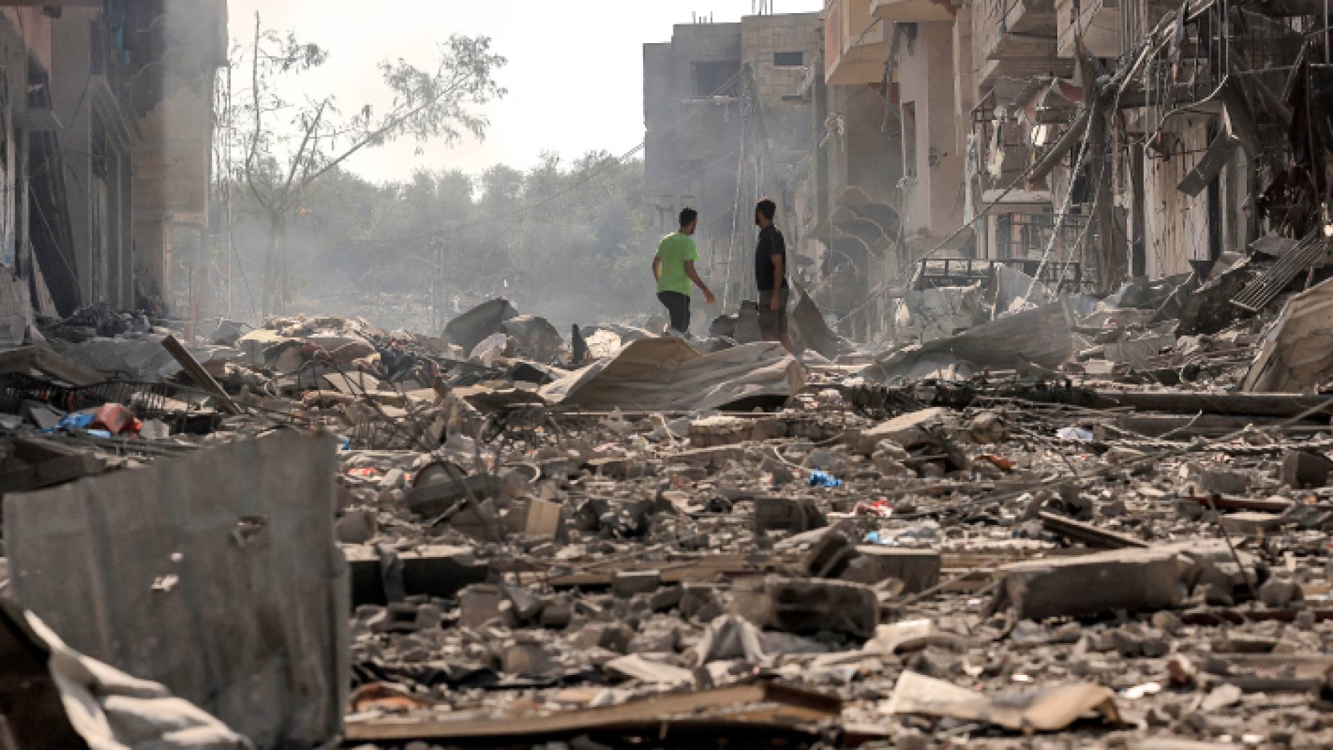 دمار خلفه قصف الاحتلال الإسرائيلي في قطاع غزة