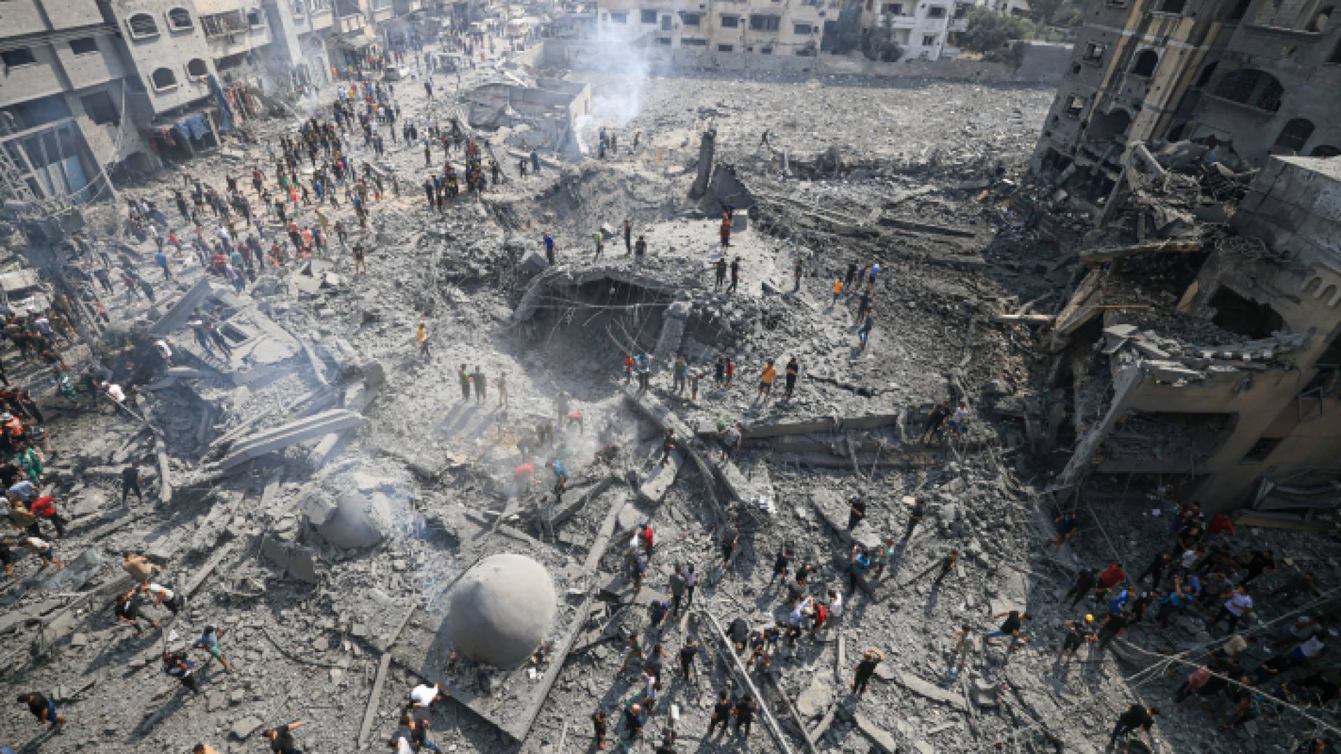 دمار خلفه قصف الاحتلال الإسرائيلي في قطاع غزة