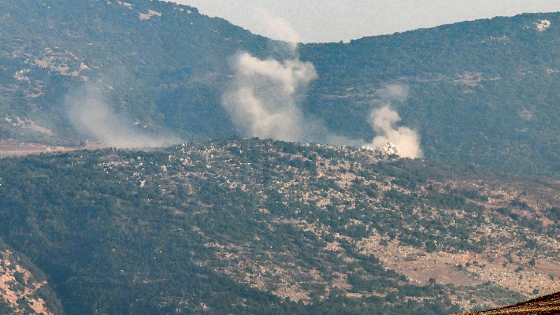 الجنوب اللبناني أثناء تعرضها لقصف جيش الاحتلال الإسرائيلي