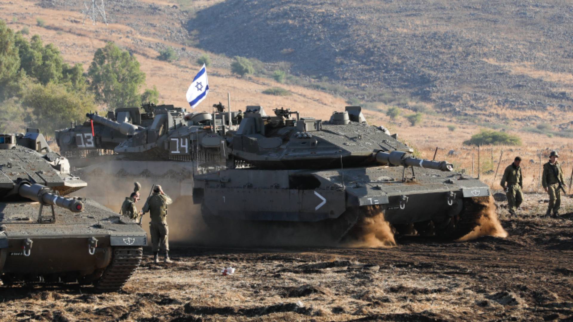 آليات عسكرية تابعة للاحتلال على الحدود مع لبنان