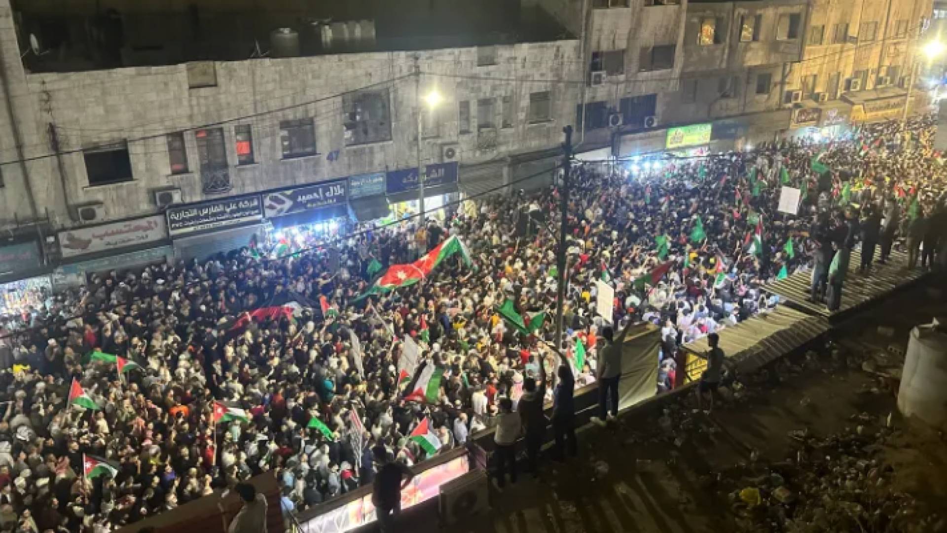 وقفة تضامنية في عمان نصرة لأهل غزة