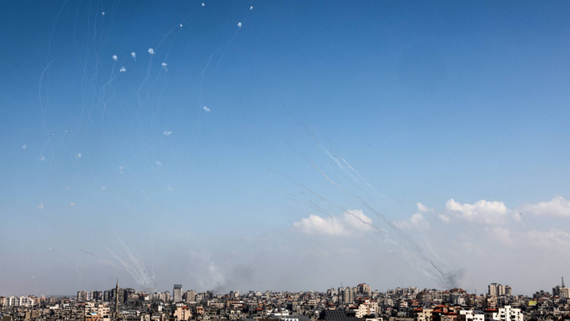 دفعة صواريخ أطلقت على مستوطنات