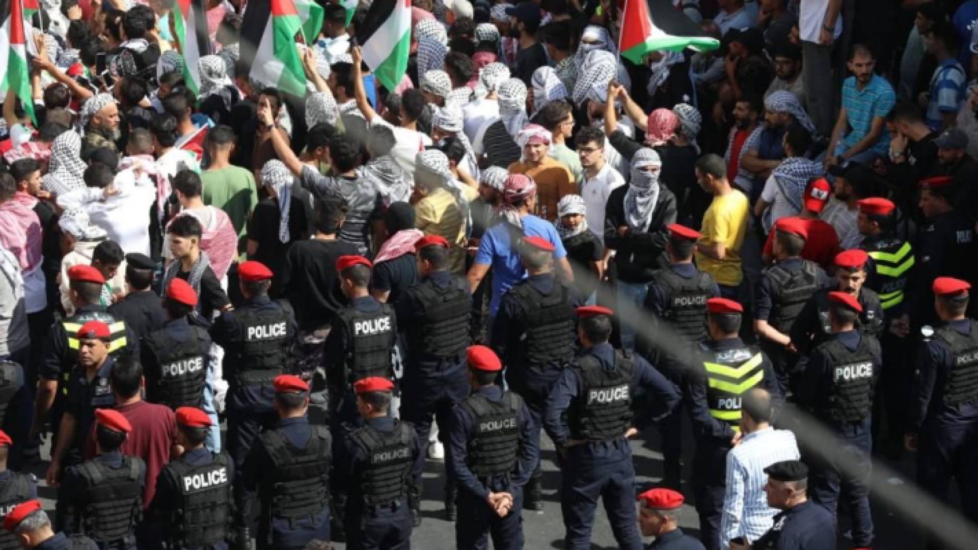 مسيرة تضامنية لأهالي غزة في وسط العاصمة عمان الجمعة