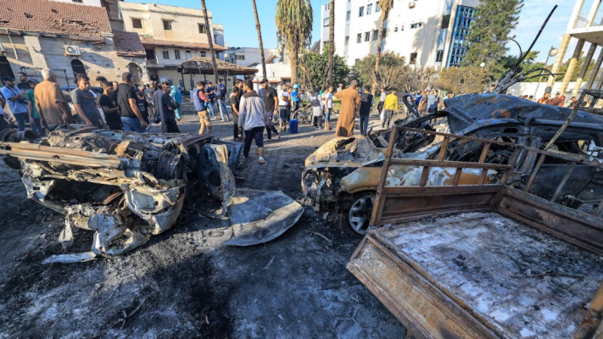 آثار قصف مستشفى المعمداني في غزة