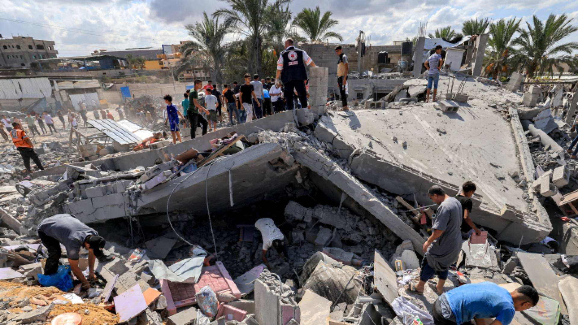 الصورة من آثار الدمار الذي خلفه الاحتلال في غزة