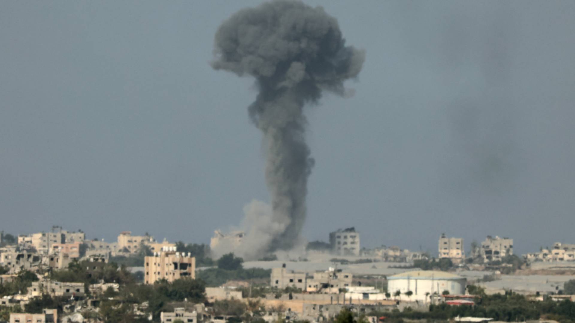 دمار خلفه قصف الاحتلال الإسرائيلي في قطاع غزة