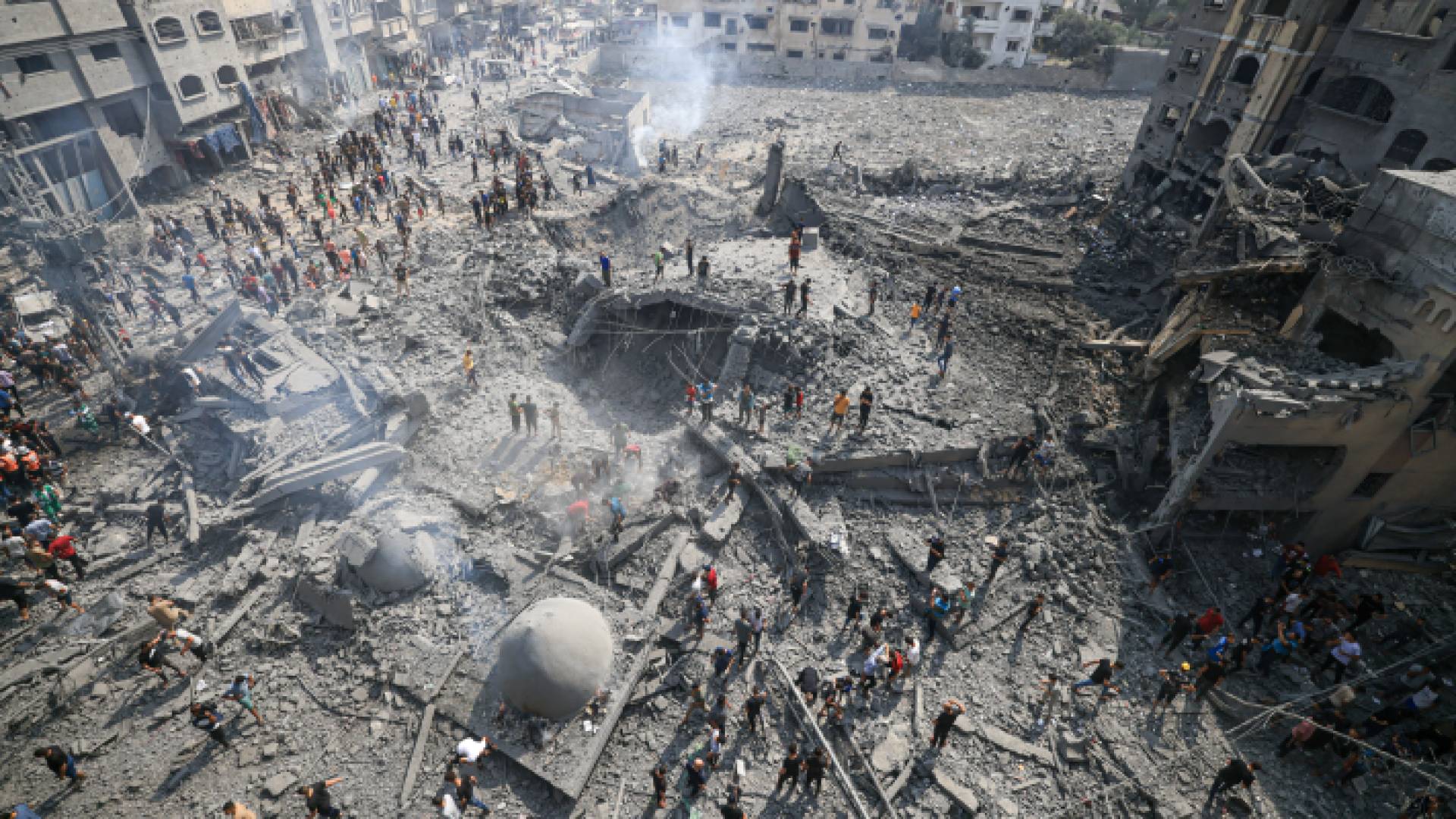 آثار استهداف مسجد السوسي في غزة