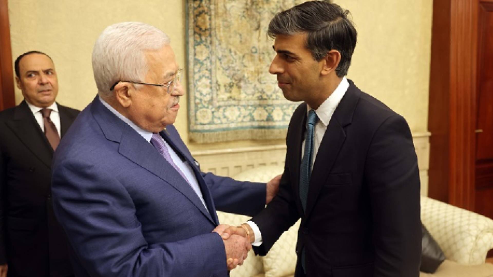لقاء الرئيس الفلسطيني محمود عباس ورئيس الوزراء البريطاني ريشي سوناك في القاهرة