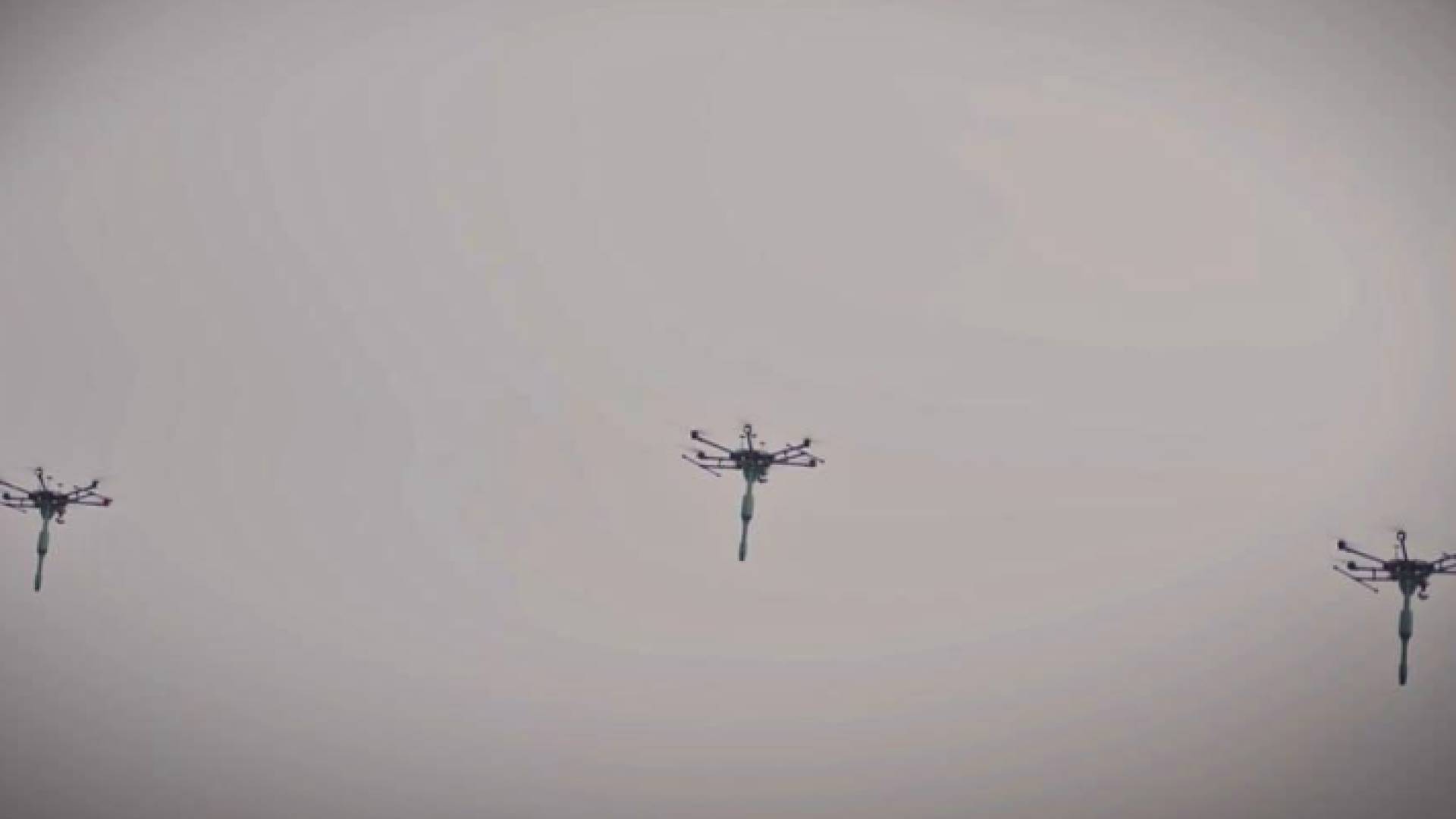 الطائرات المسيرة الانتحارية