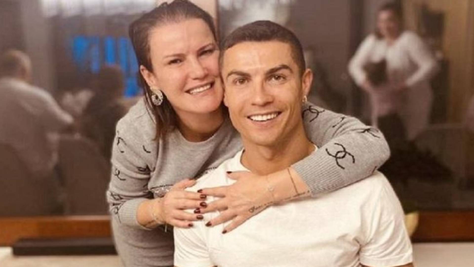 كريستيانو رونالدو وشقيقته إيلما أفيرو