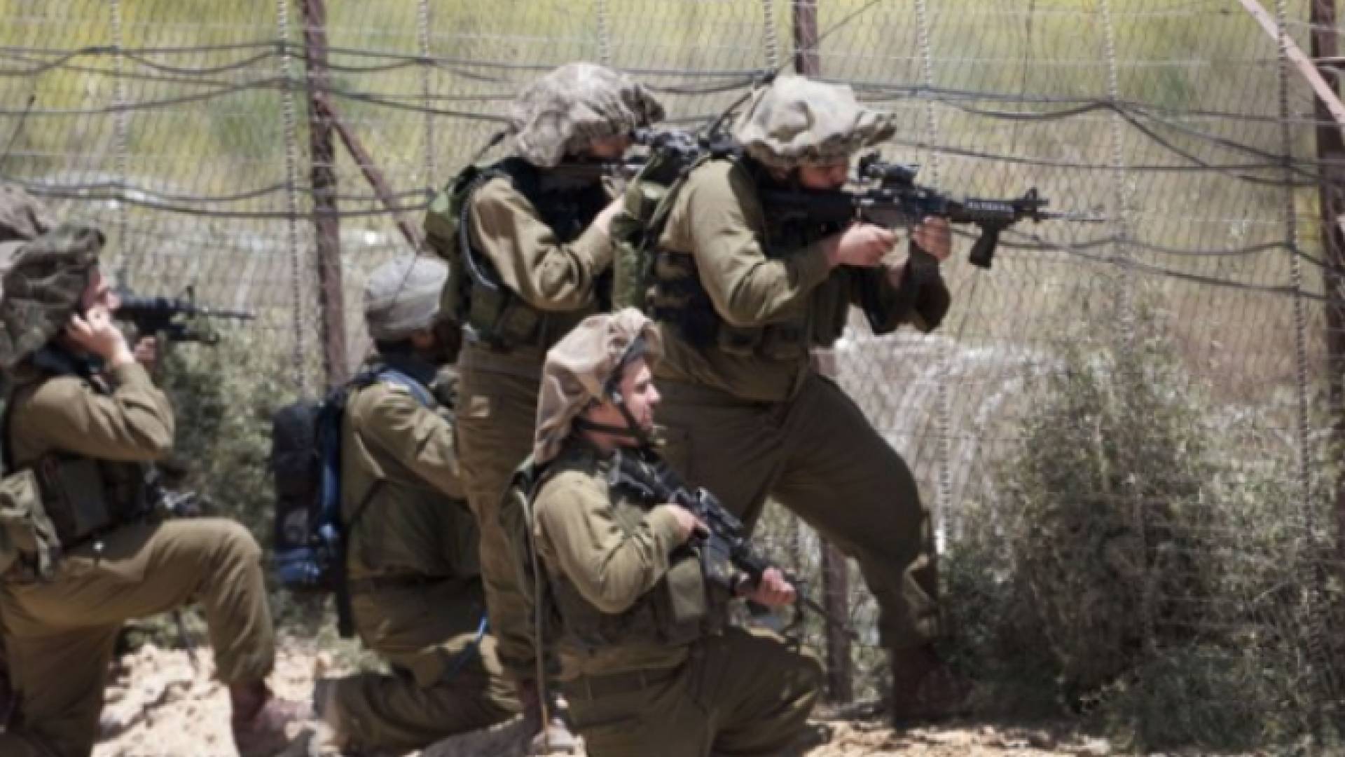 قوات الاحتلال تطلق النار صوب مدن على حدود لبنان "أرشيفية"