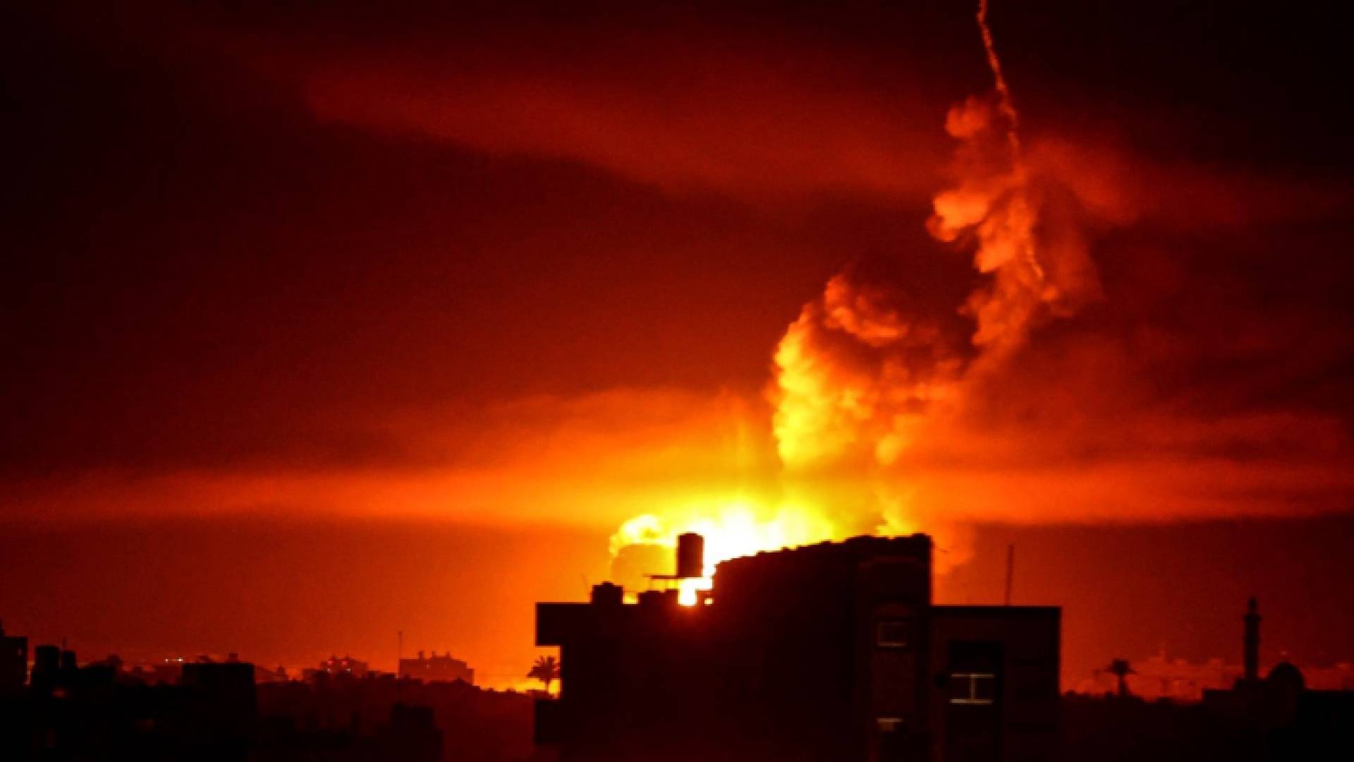 قصف على قطاع غزة