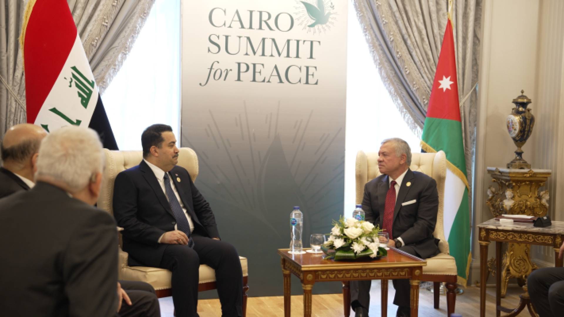 جلالة الملك ورئيس الوزراء العراقي